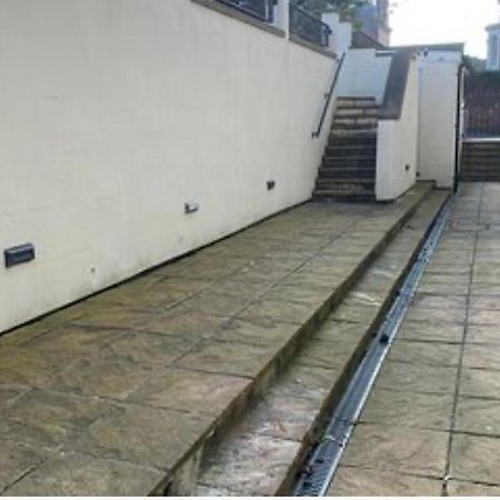 Easby Breakaways - **Modern Apartment 5 Mins From South Bay, Scarborough** Εξωτερικό φωτογραφία
