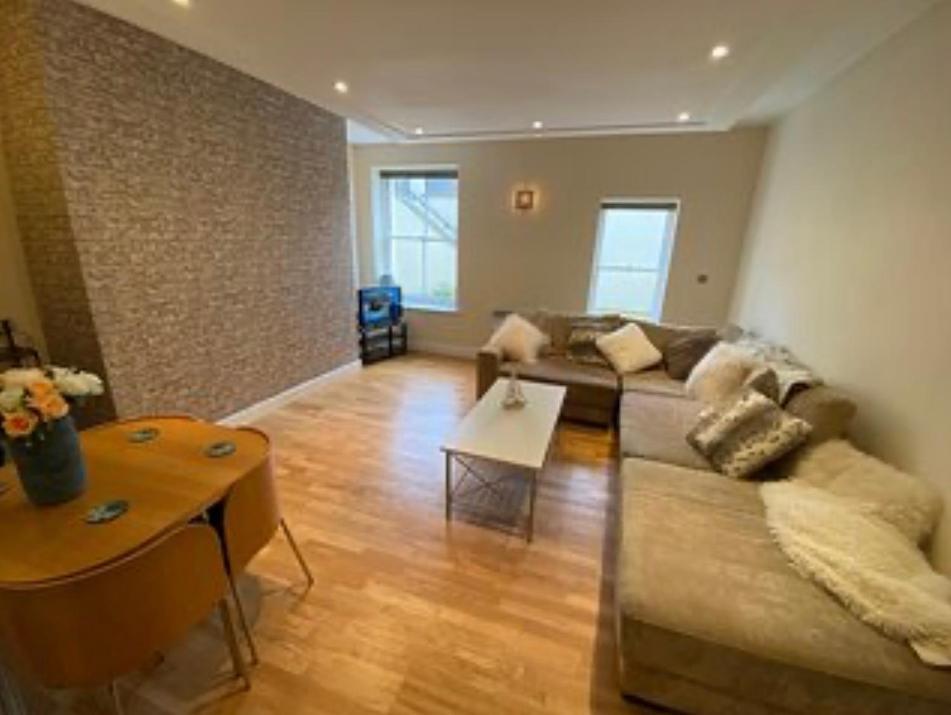 Easby Breakaways - **Modern Apartment 5 Mins From South Bay, Scarborough** Εξωτερικό φωτογραφία
